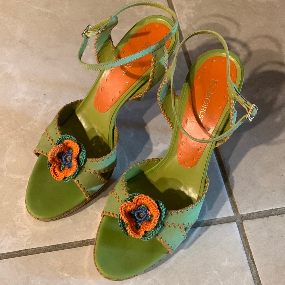 BCBGIRLS sandals. Leather upper. Green/orange